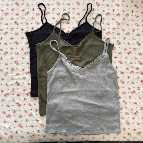 Set of 3 Topshop Tanks - Picture 1 of 4